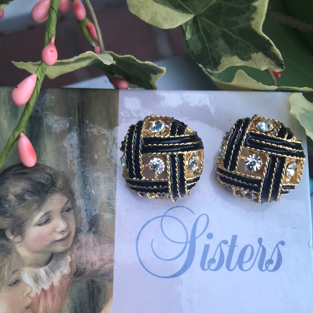 Vintage earnings black enamel & goldtone